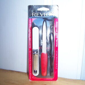 Revlon NWT Manicure Essentials Kit